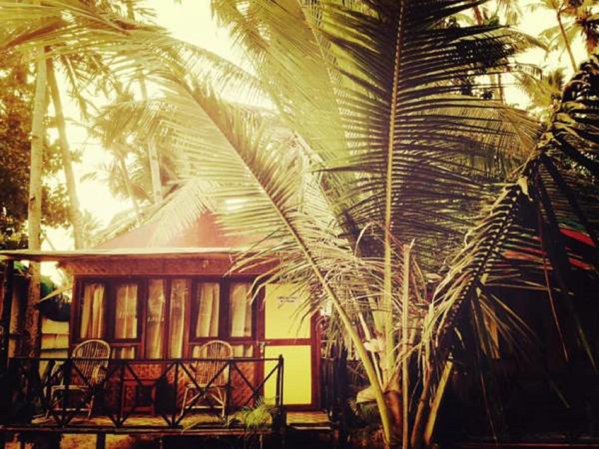Over The Moon Beach Resorts Palolem Eksteriør bilde
